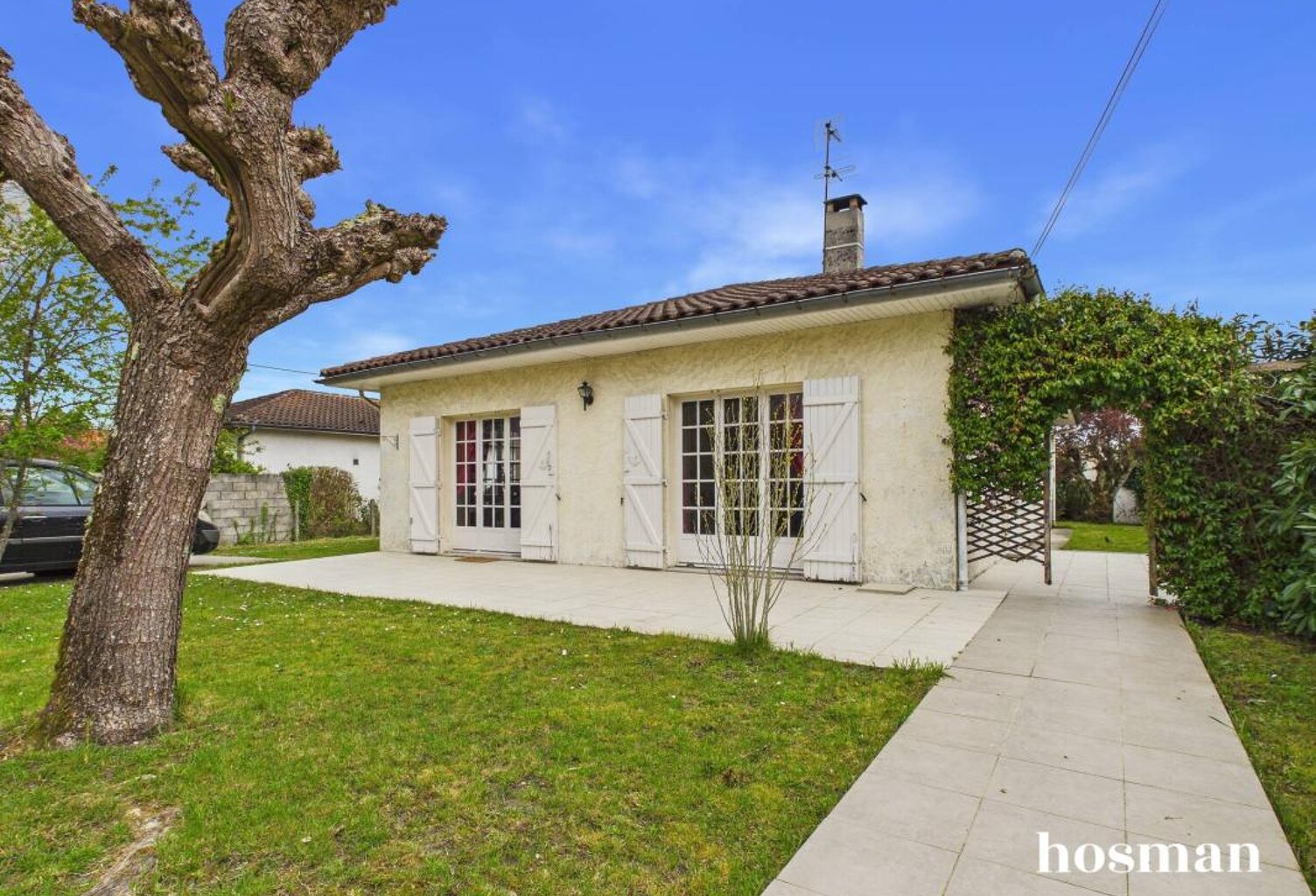 Superbe Maison individuelle 4 pièces - 100 m² habitables avec jardin sur l'Avenue Pierre de Coubertin, Pessac — photo 1
