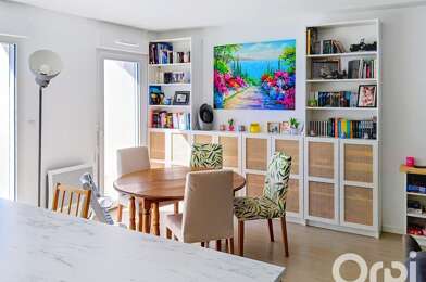 Appartement 4 pièces 325500 €