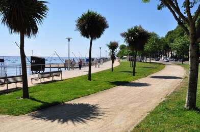 Appartement 4 pièces 309750 €