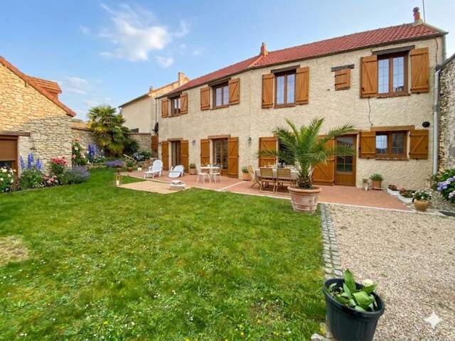 Maison À Vendre — photo du bien