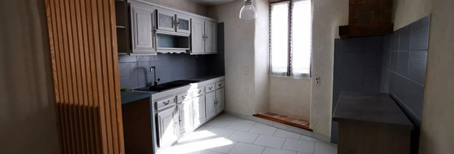 Maison 3 Pièces 109 m² à louer à Les Angles (30133)
