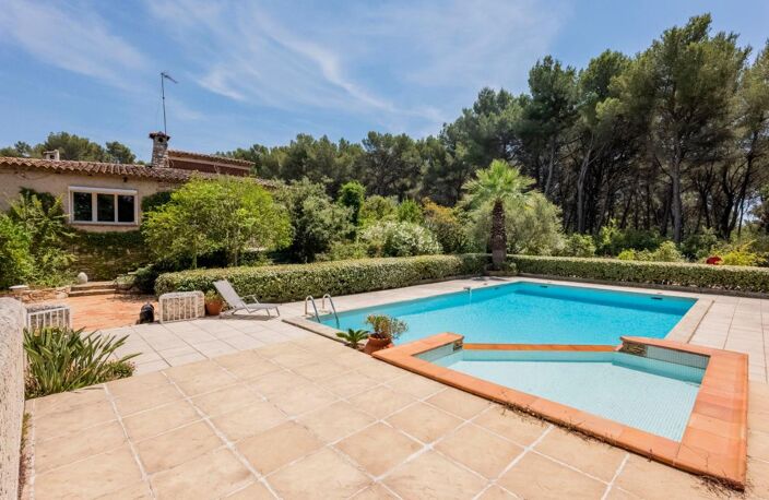 A VENDRE SANARY SUR MER 83110 LIMITE BANDOL VILLA D ARCHITECTE D EXCEPTION ! — photo 3