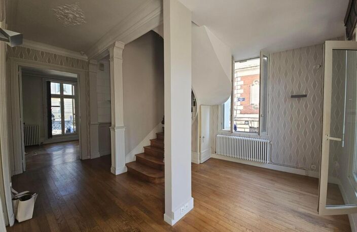Location bureau  360 m² à Tours (37000) — photo 3