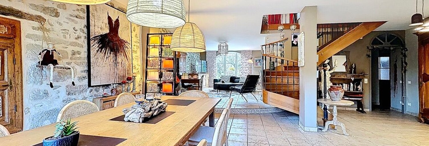 Maison 5 Pièces 214 m² à vendre à Cernex (74350)