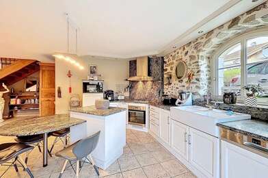 Maison 5 pièces 749000 €