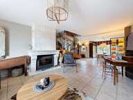 CERNEX, superbe corps de ferme de 214 m2 habitables — photo 4
