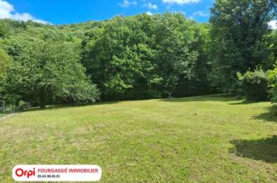 Terrain  64000 €