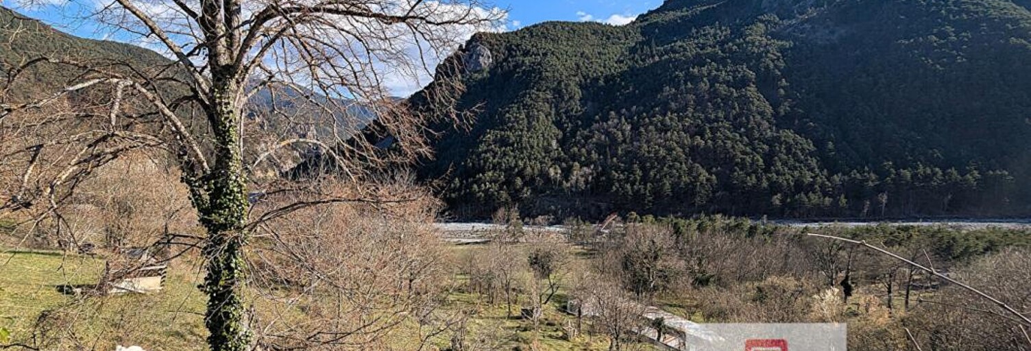 Maison 5 Pièces 111 m² à vendre à Guillaumes (06470)