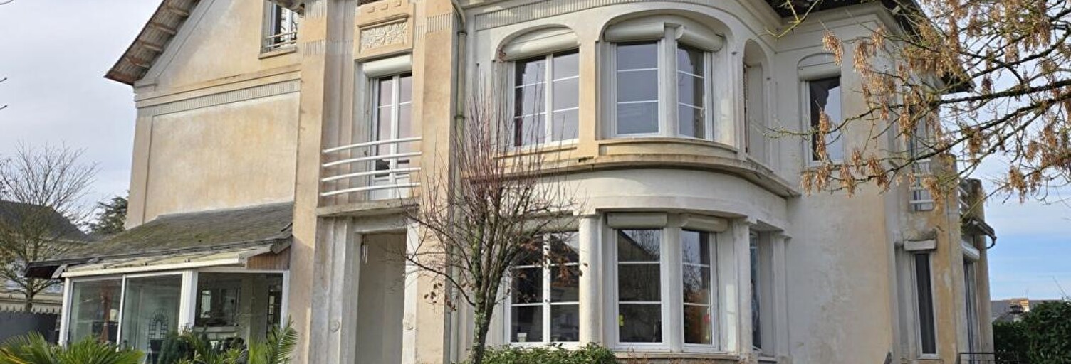 Maison 8 Pièces 198 m² à vendre à Longué-Jumelles (49160)