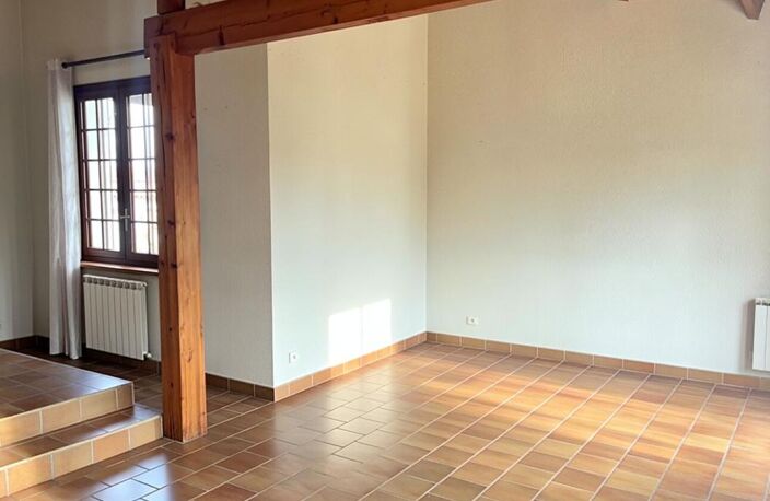 BELLE MAISON T5 DE PLAIN PIED NON MITOYENNE — photo 4