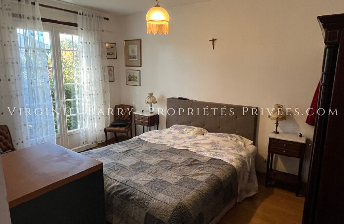 BELLE MAISON T5 DE PLAIN PIED NON MITOYENNE — photo 5