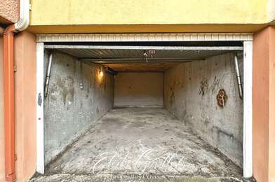 Garage  18990 €