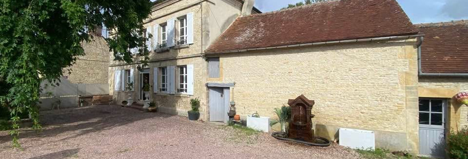 Maison 8 Pièces 185 m² à vendre à Saint-Pierre-en-Auge (14170)