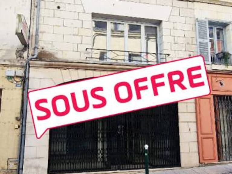 Immeuble de 94 m² avec commerce et logement 3 pièces et 2 chambres — photo 1