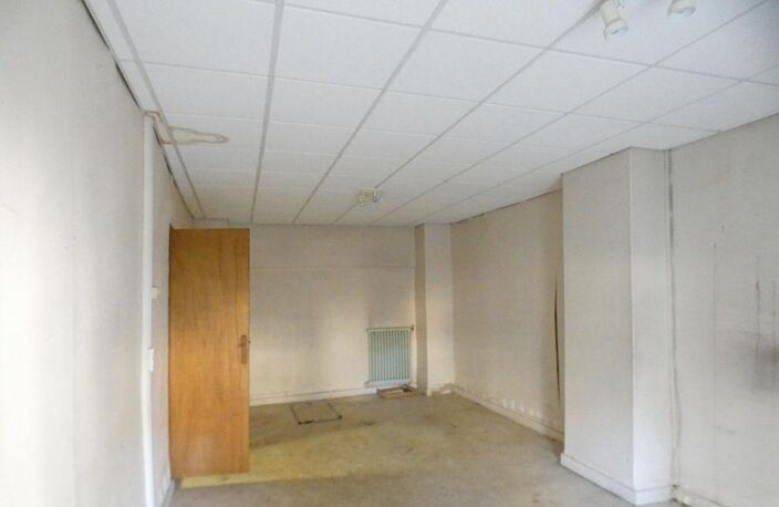 Maison à rénover au coeur de Sarlat avec création de 2 appartements possible — photo 2