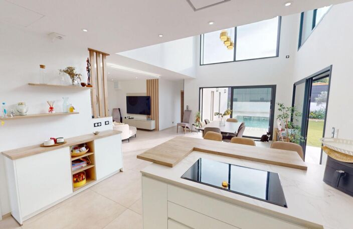 Villa d'architecte contemporaine - Élégance, lumière & art de vivre à LA MOTTE — photo 4