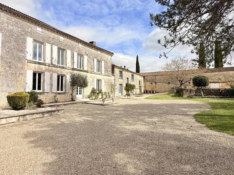 Maison — photo 1