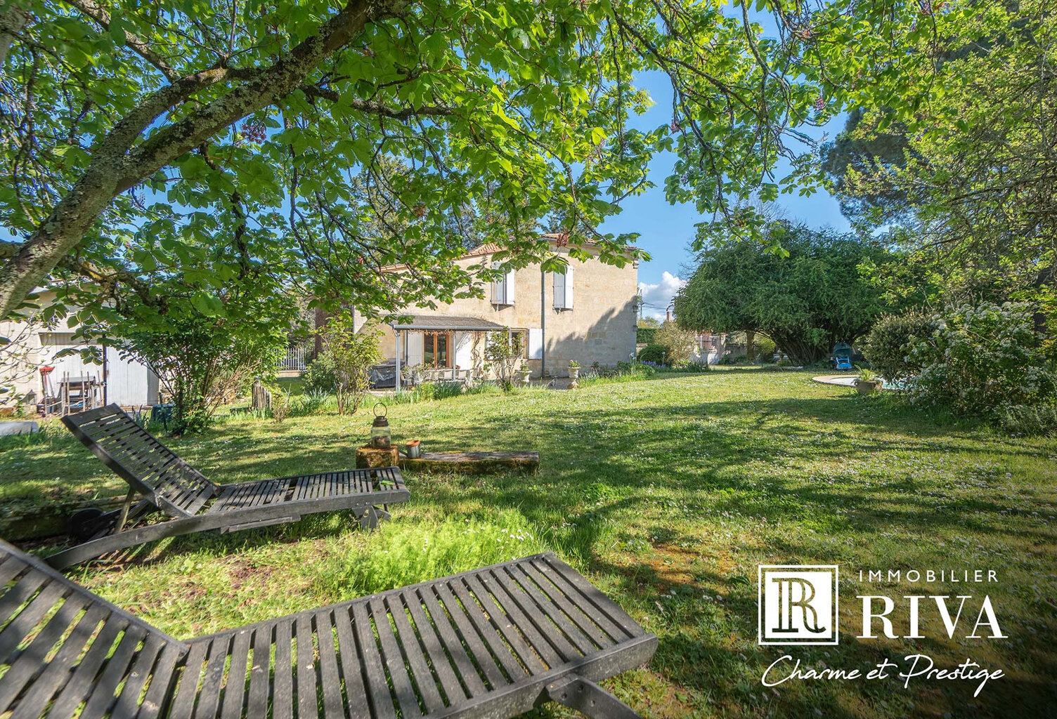 MAISON EN PIERRE DE 221 M2 - 4 CHAMBRES - TERRAIN 2500 M2 — photo 1