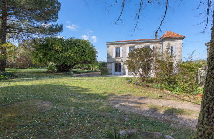 MAISON EN PIERRE DE 221 M2 - 4 CHAMBRES - TERRAIN 2500 M2 — photo 4