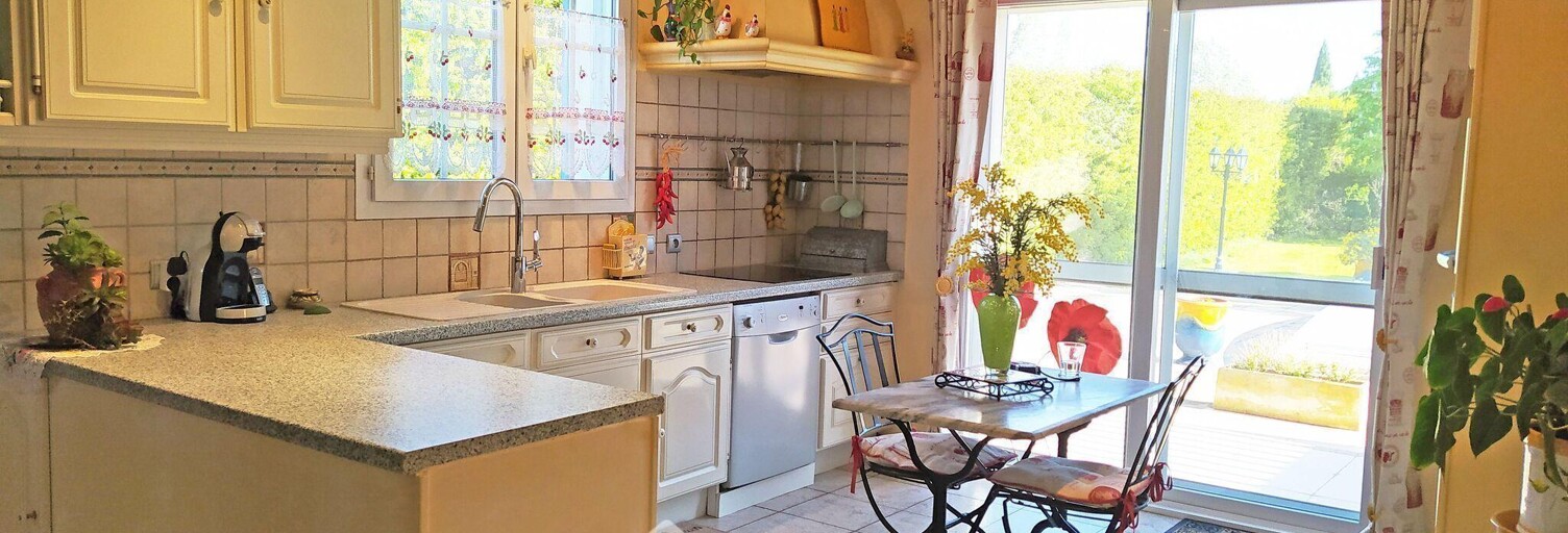 Maison 5 Pièces 130 m² à vendre à Arles (13200)