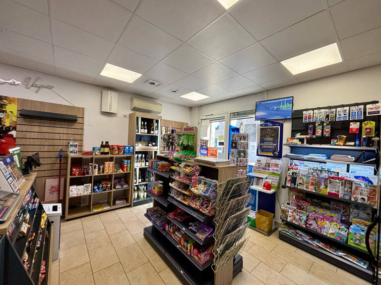FONDS DE COMMERCE TABAC PRESSE — photo 1