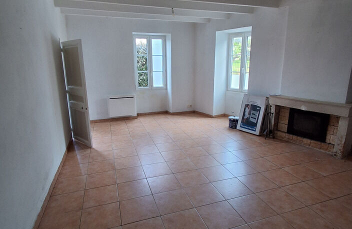 Villa à acheter à Ardillières avec Immobilier Côté Sud — photo 3