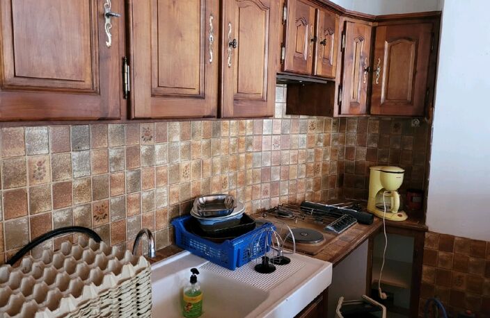 Vente immeuble  120 m² Champs-sur-Tarentaine-Marchal (15270) — photo 3