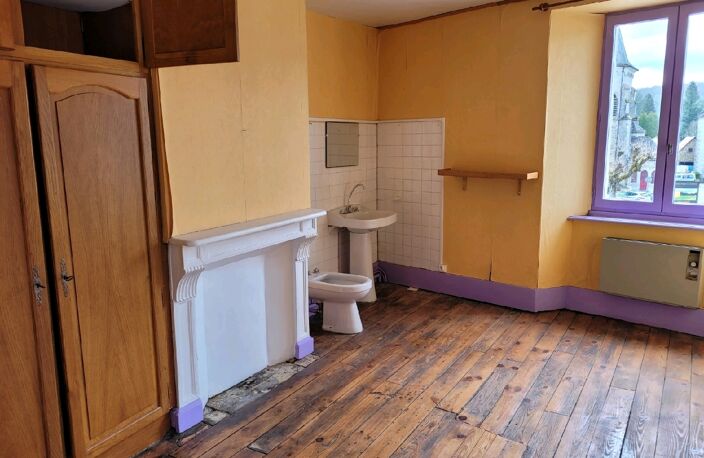Vente immeuble  120 m² Champs-sur-Tarentaine-Marchal (15270) — photo 5