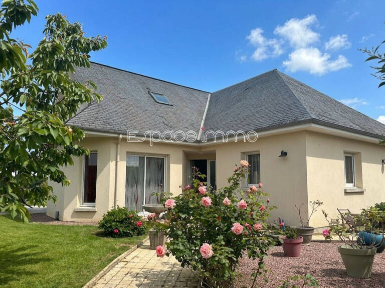 Maison indépendante - Jardin et Garage - MALAUNAY - 6 pièces - 167.88 m2 — photo 1