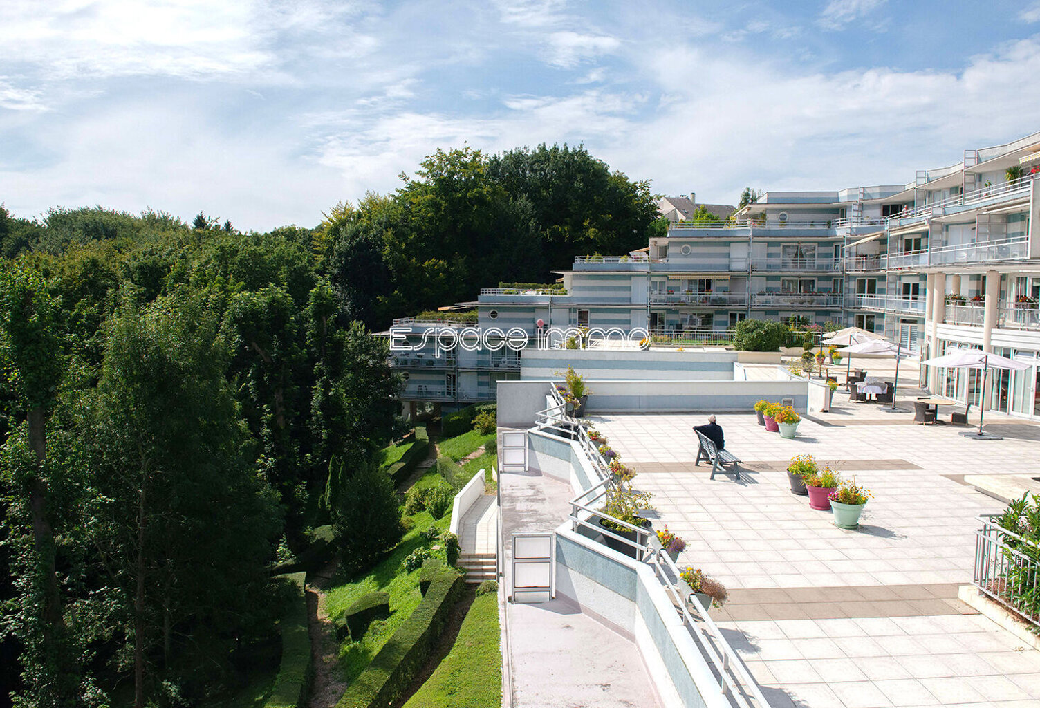 Appartement - T2 - 50m² - RESIDENCE LES JARDINS D'ARCADIE - CAVE - PLACE DE STATIONNEMENT - Mont Saint Aignan — photo 1