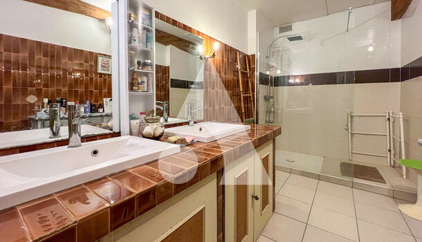 Villa / Maison 8 pièces  à vendre Douhet (Le) 17100