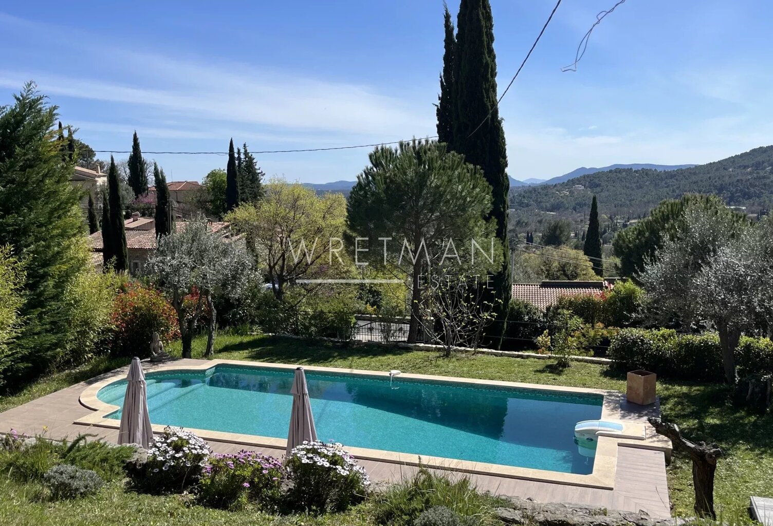 Charmante villa avec très belle vue - SEILLANS — photo 1