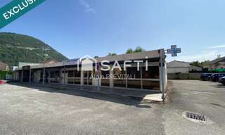 Commerce 9 Pièces 232 m² à vendre à Montréal-la-Cluse (01460)