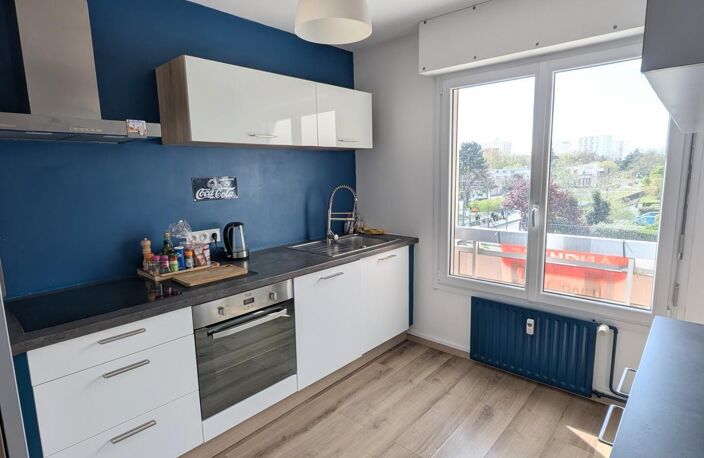 Grand appartement T3 de 83 m2 avec balcon et garage fermé. — photo 4