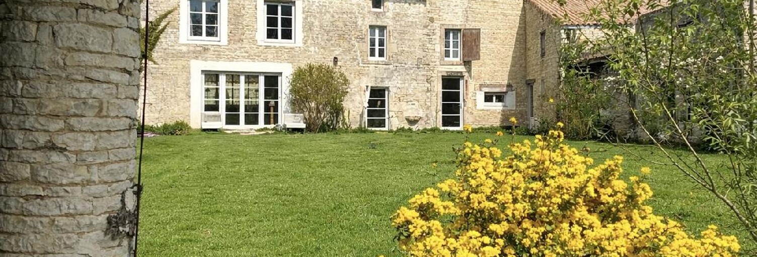 Maison 6 Pièces 170 m² à vendre à Mauzé-sur-le-Mignon (79210)