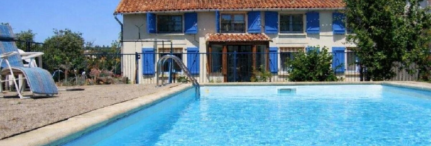 Maison 6 Pièces 125 m² à vendre à Nanteuil-en-Vallée (16700)