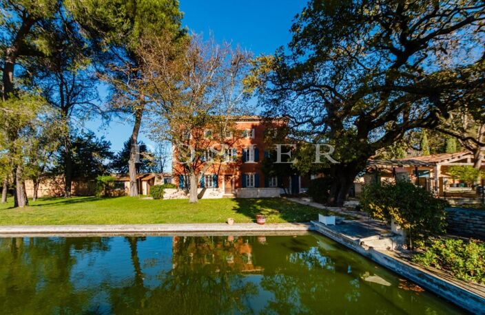 Bastide de maître à rénover, vue panoramique Luberon. — photo 2