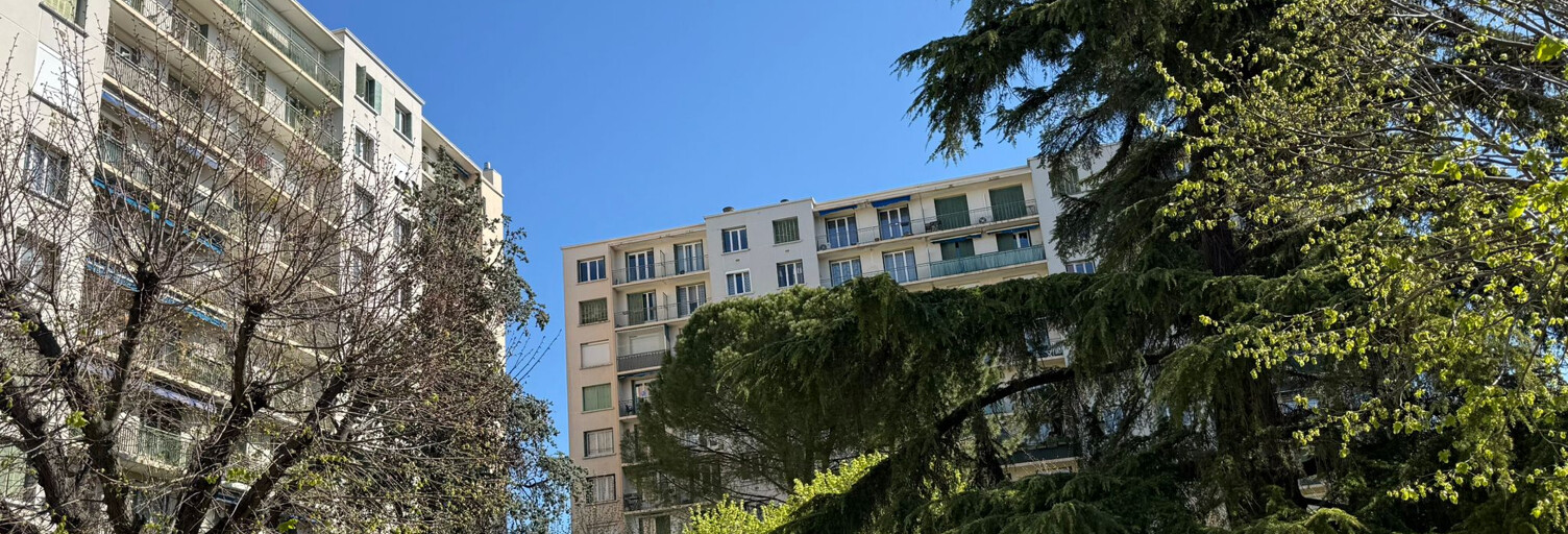 Appartement 5 Pièces 65 m² à vendre à Nîmes (30900)
