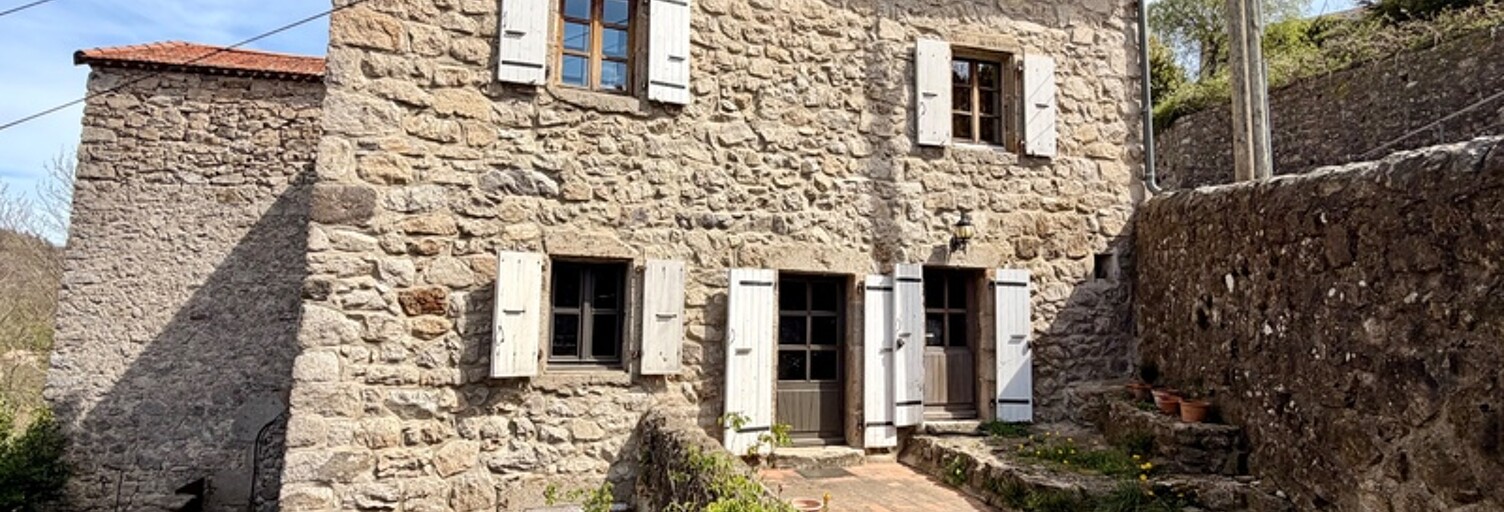 Maison 5 Pièces 100 m² à vendre à Saint-Julien-du-Gua (07190)