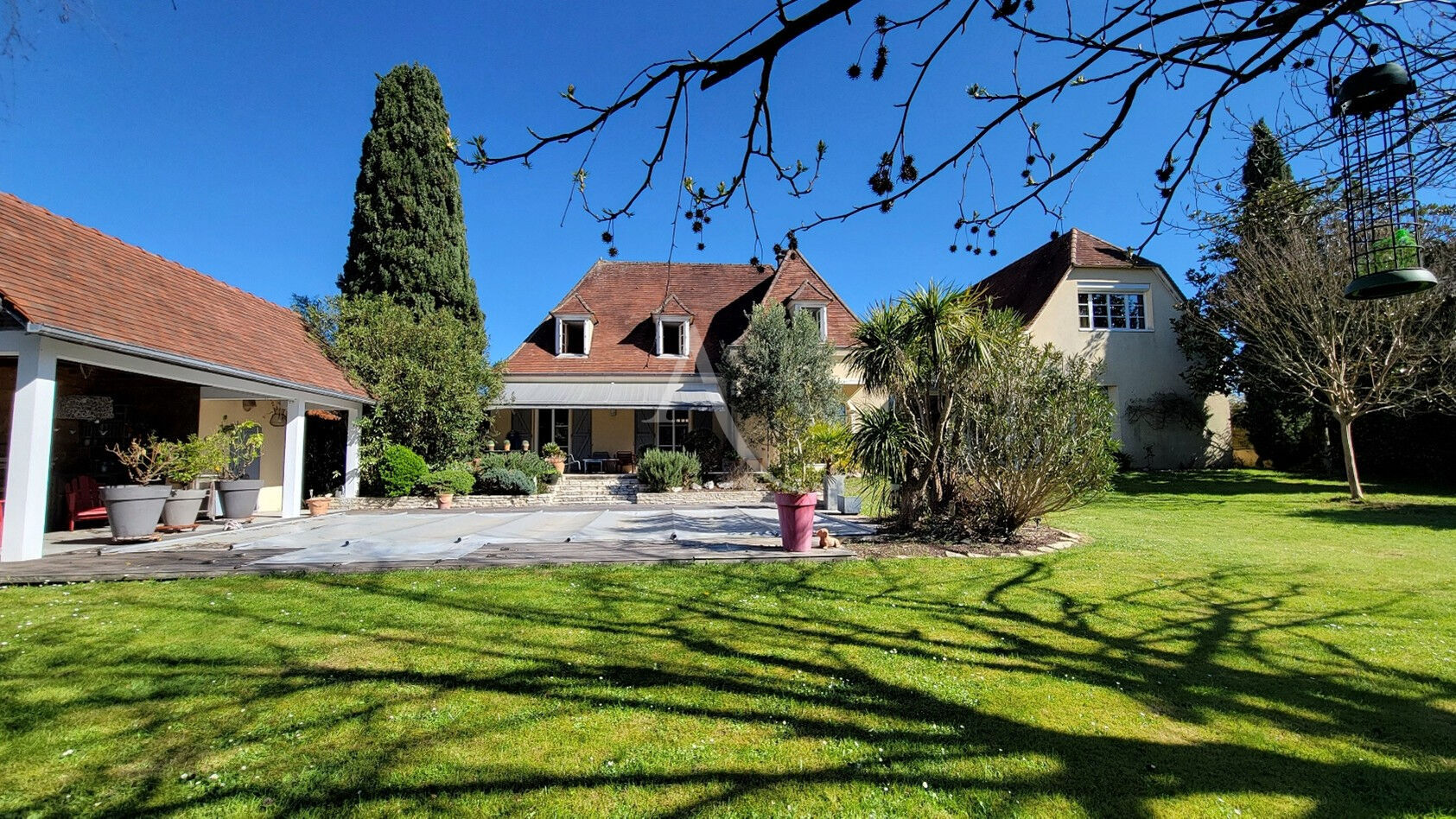 Villa / Maison  T8 à vendre Pau 64000