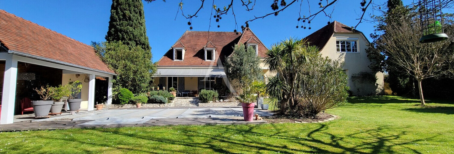 Maison 8 Pièces 261 m² à vendre à Pau (64000)
