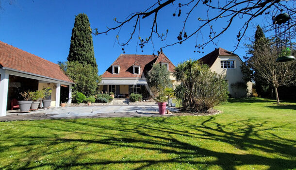 Villa / Maison 8 pièces  à vendre Pau 64000