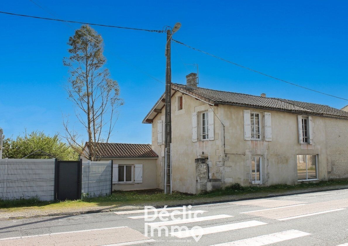Villa / Maison  T5 à vendre Hiersac 16290