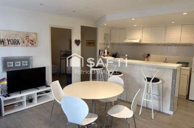 Appartement 4 pièces 240000 €