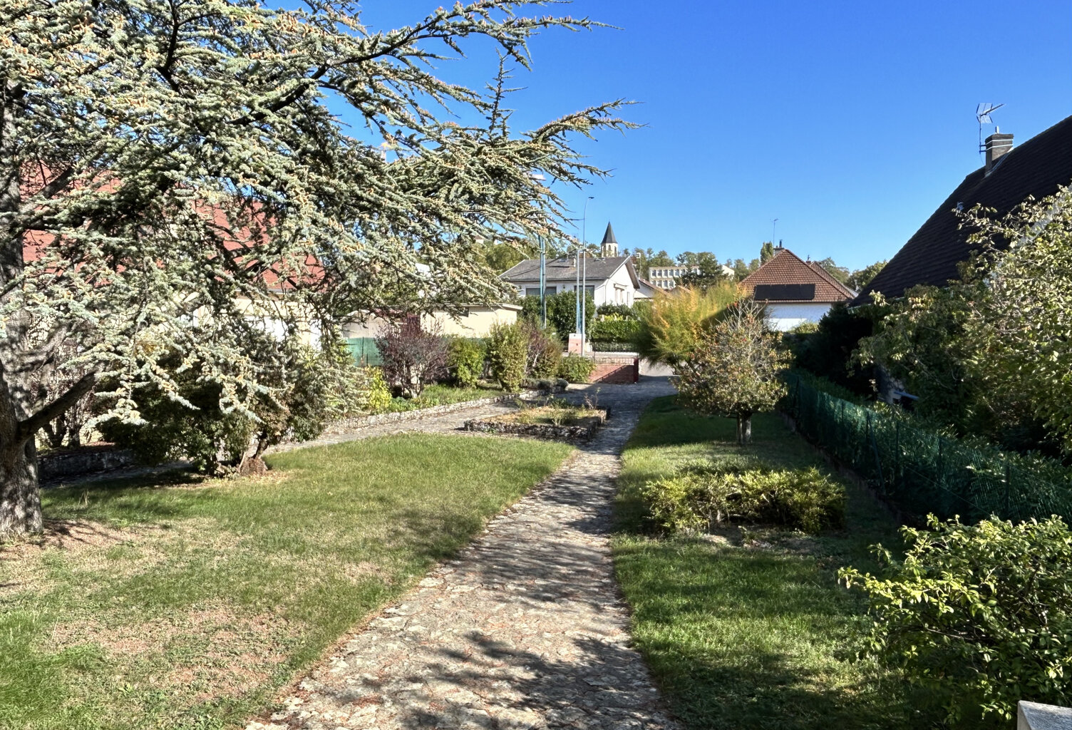 Fontaine les dijon terrrain de 553m2 viabilisé  avec permis — photo 1