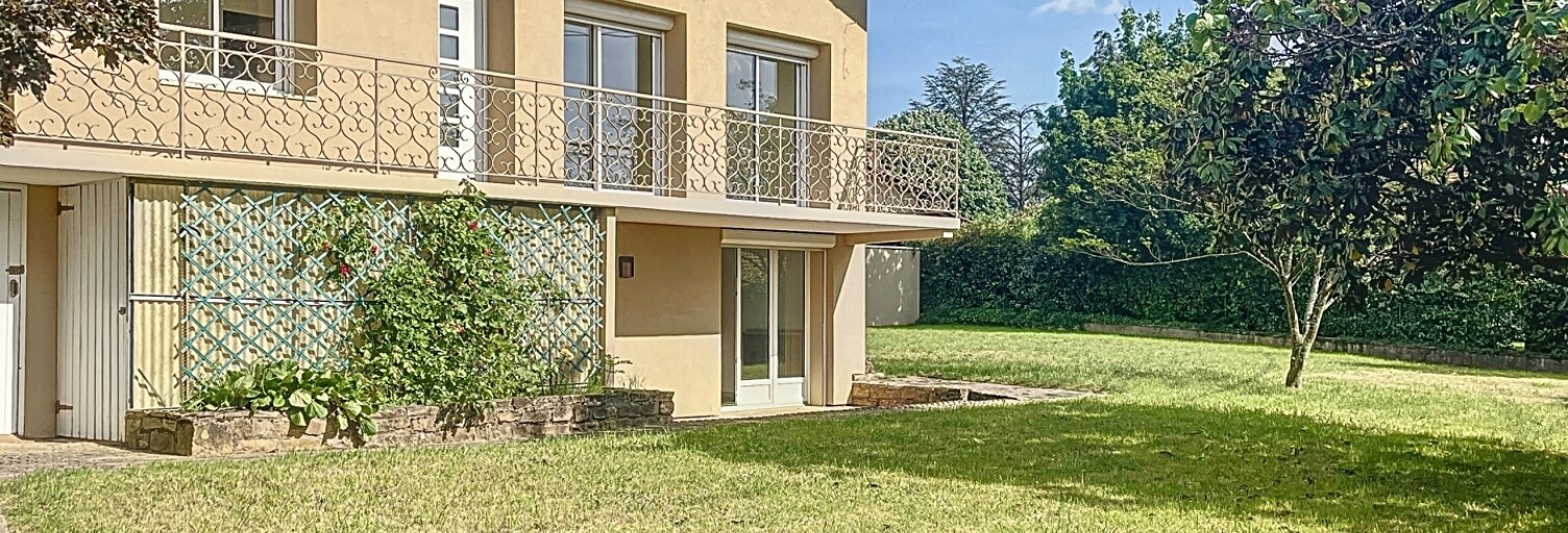 Maison 8 Pièces 154 m² à vendre à Saint-Genis-les-Ollières (69290)