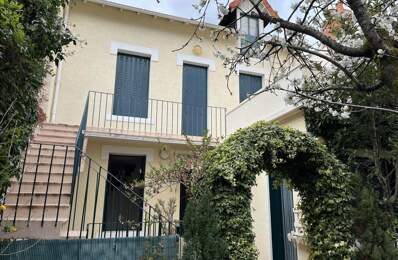 Maison de ville de 5 pièces principales — photo du bien
