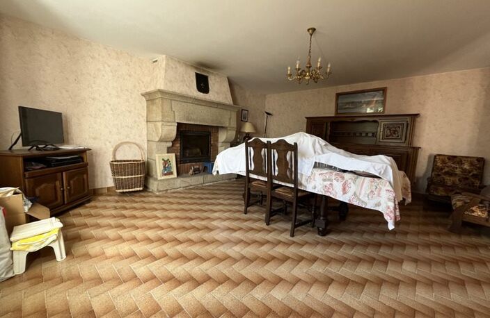 Maison en pierre de 5 pièces principales — photo 2