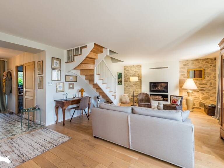 Maison de bourg de 6 pièces principales — photo 1