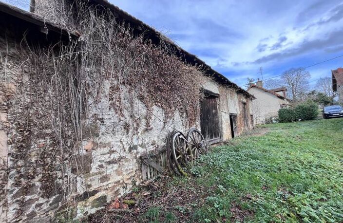 Maison en pierre de 2 pièces principales — photo 3